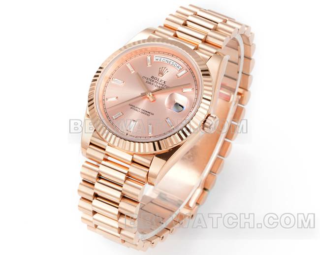 最佳复刻手表星期日历PPM厂劳力士机械粉盘罗马数字玫瑰金正面实拍图