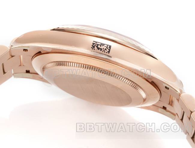 顶级复刻手表劳力士玫瑰金PPM厂星期日历机械渐变棕盘罗马数字侧面实拍图