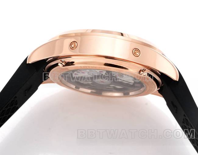 最优复刻手表北宸积家玫瑰金黑盘机械黑色橡胶款侧面实拍图