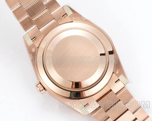 超级克隆手表劳力士玫瑰金PPM厂星期日历机械银盘背面实拍图