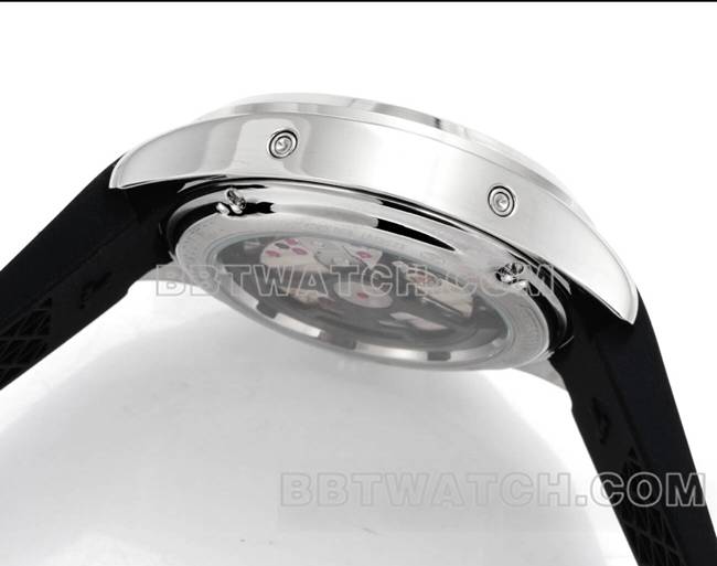 1:1复刻手表北宸积家灰盘机械黑色橡胶款侧面实拍图