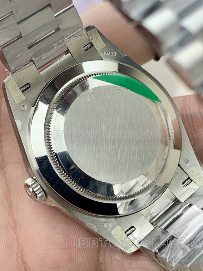 最优复刻手表PPM厂蓝黑盘罗马数字劳力士星期日历机械背面实拍图