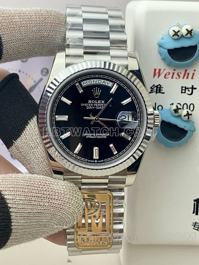 最佳复刻手表PPM厂劳力士星期日历机械黑盘正面实拍图
