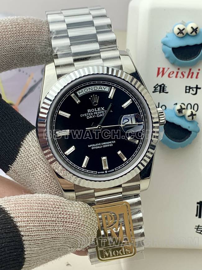 最佳复刻手表PPM厂劳力士星期日历机械黑盘正面实拍图