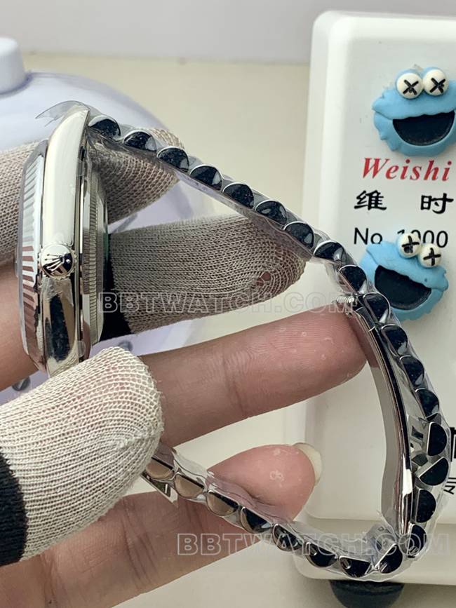 最佳复刻手表PPM厂劳力士星期日历机械黑盘侧面实拍图