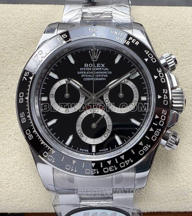 最佳复刻手表迪通拿UFO厂劳力士黑盘4131机械正面实拍图