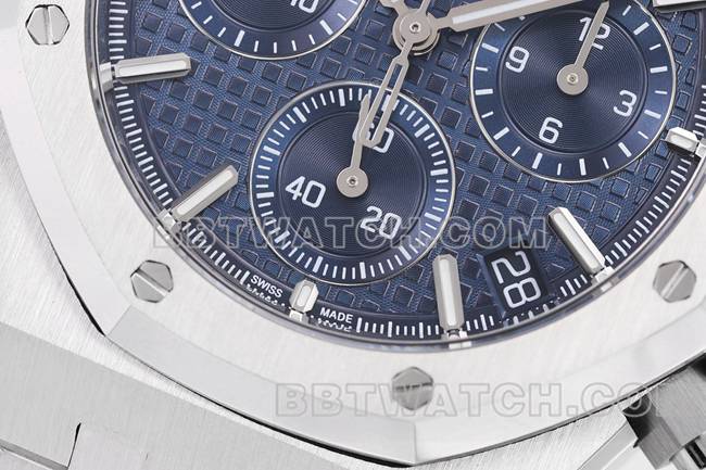 超级克隆手表ZF厂皇家橡树爱彼蓝盘机械26240正面实拍图