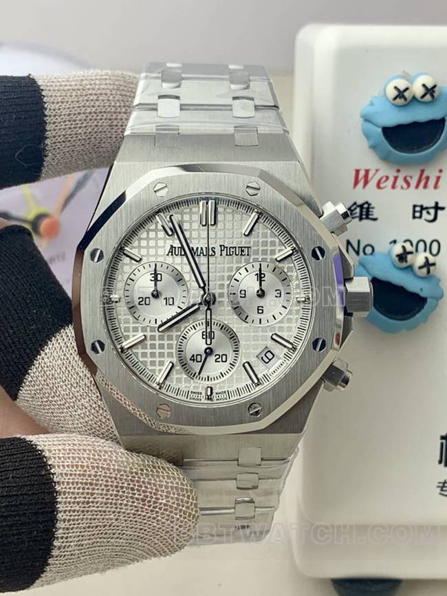 最优复刻手表皇家橡树BLS厂爱彼银盘机械26420正面实拍图