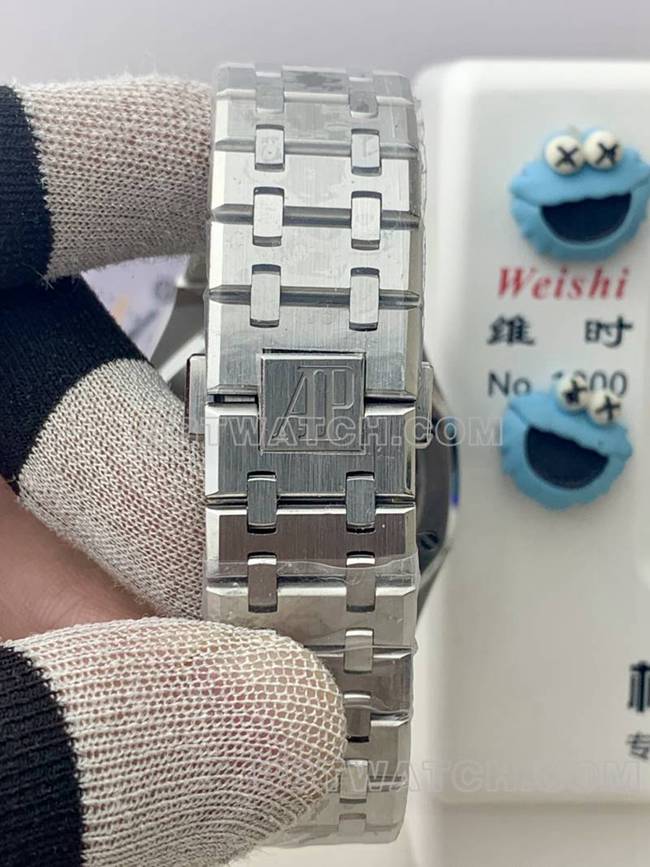 超级克隆手表皇家橡树BLS厂爱彼紫盘机械26420正面实拍图