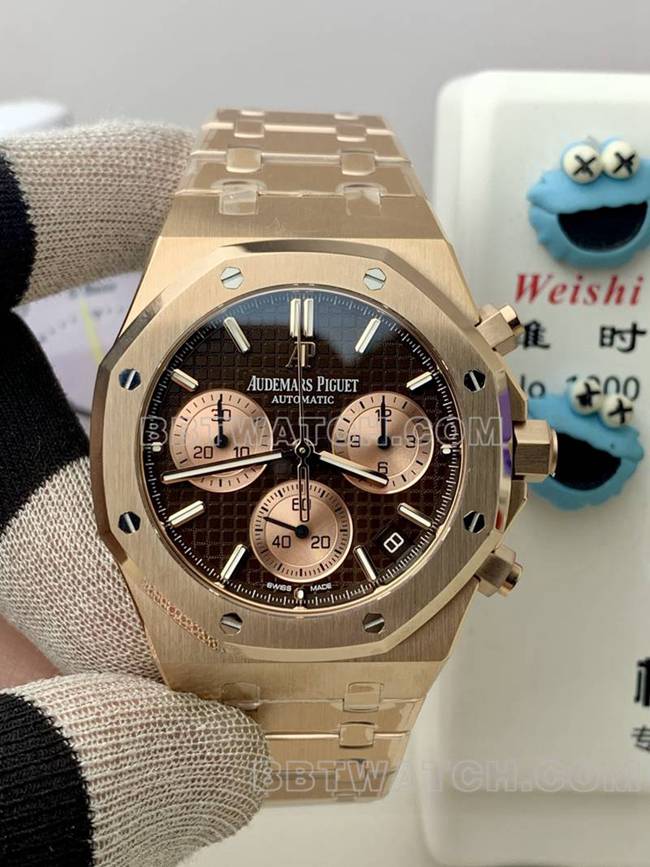 顶级复刻手表爱彼BLS厂皇家橡树玫瑰金黑盘机械26420正面实拍图