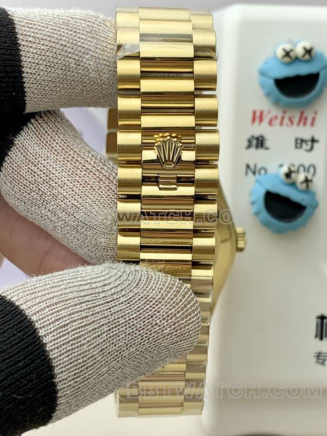 最佳复刻手表劳力士黑盘PPM厂星期日历机械黄金表带实拍图