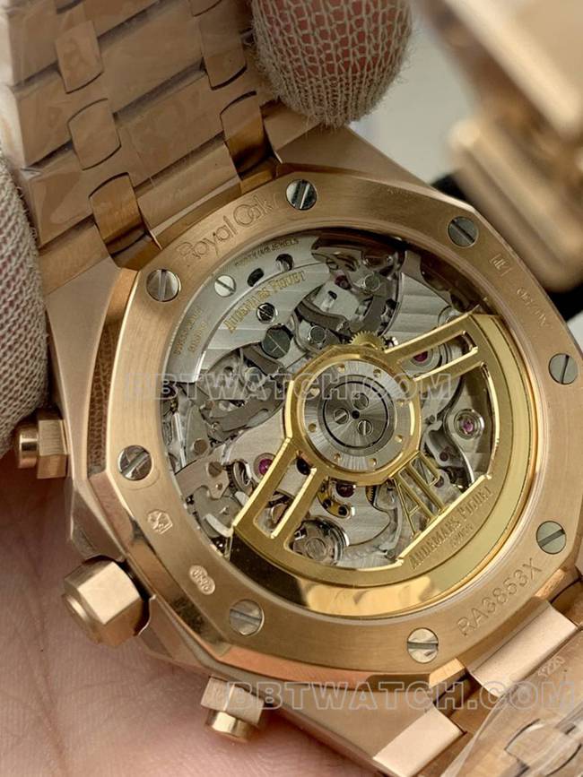 1:1复刻手表爱彼BLS厂皇家橡树玫瑰金绿盘机械26420正面实拍图