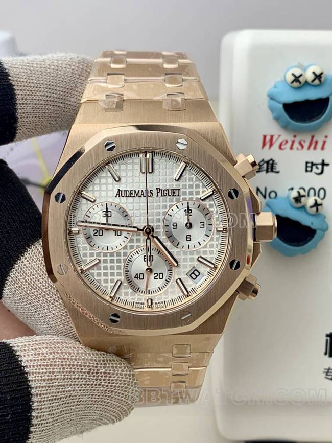 超级克隆手表爱彼BLS厂皇家橡树玫瑰金银盘机械26420正面实拍图