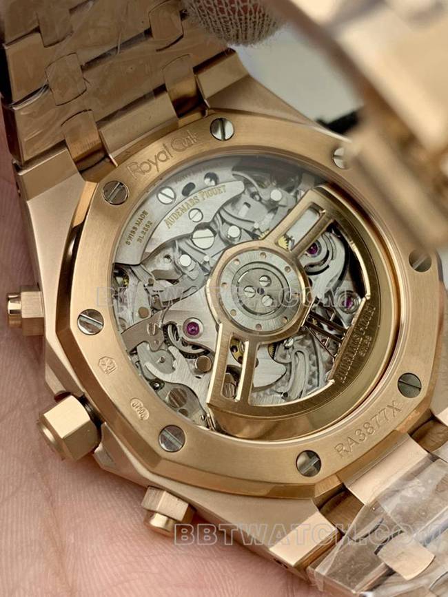 超级克隆手表爱彼BLS厂皇家橡树玫瑰金银盘机械26420正面实拍图