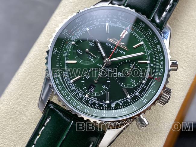 顶级复刻手表航空计时BLS厂百年灵绿盘皮带款正面实拍图