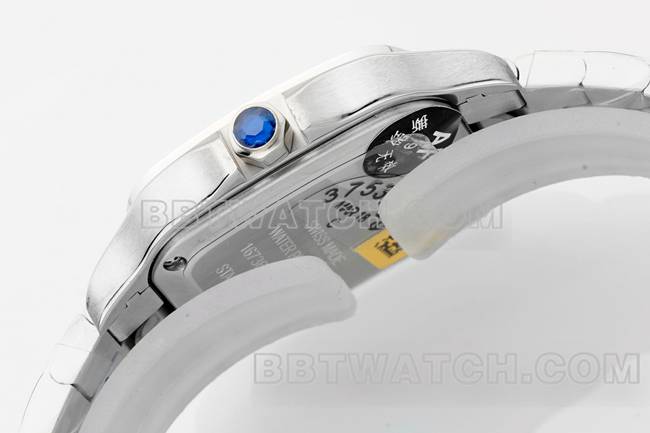 顶级复刻手表山度士卡地亚银盘钻圈石英机芯侧面实拍图