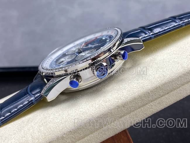 最佳复刻手表BLS厂百年灵航空计时镶钻蓝盘皮带款侧面实拍图