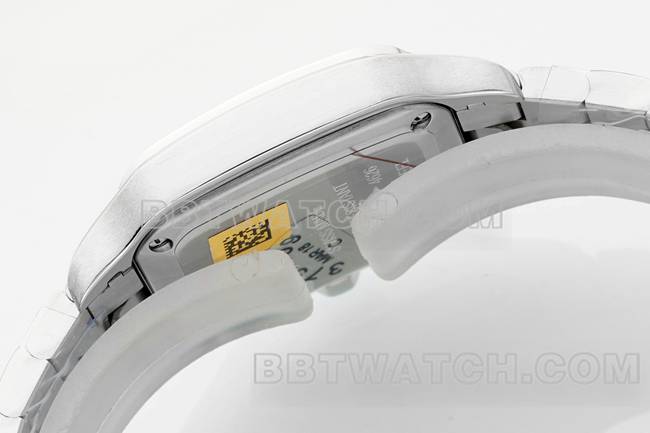 最优复刻手表山度士卡地亚银盘石英机芯侧面实拍图