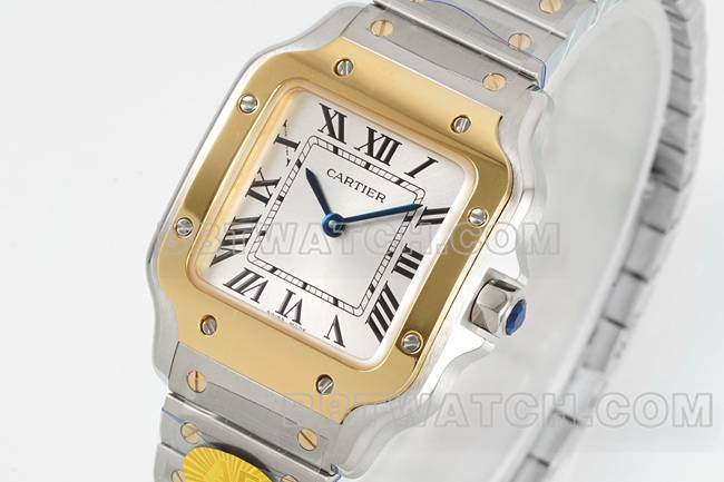 超级克隆手表山度士卡地亚银盘黄金圈石英机芯正面实拍图