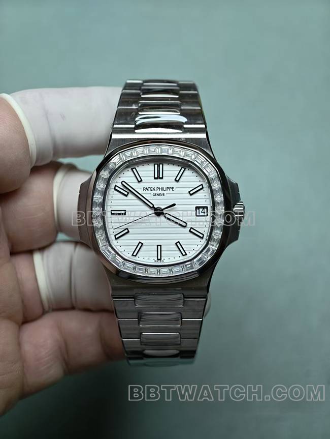 最优复刻手表鹦鹉螺百达翡丽真金真钻定制机械白盘钻圈正面实拍图