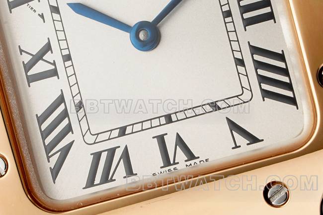 最佳复刻手表山度士卡地亚银盘玫瑰金圈石英机芯正面实拍图