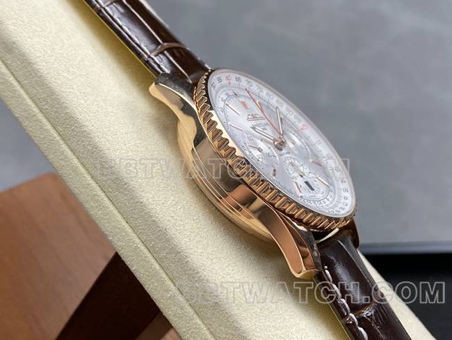 最佳复刻手表BLS厂银白盘百年灵航空计时玫瑰金皮带款侧面实拍图