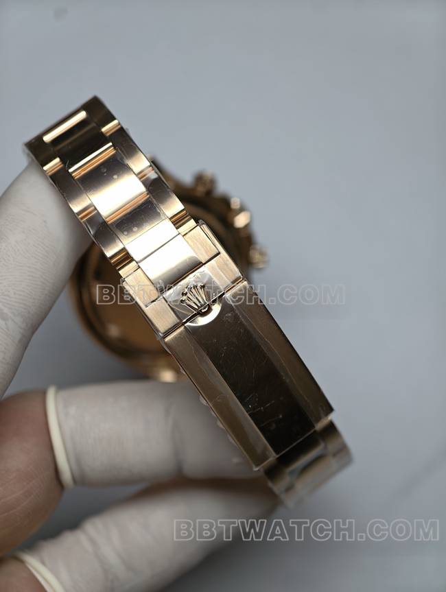 劳力士真金真钻定制迪通拿顶级复刻手表玫瑰金棕盘表带实拍图