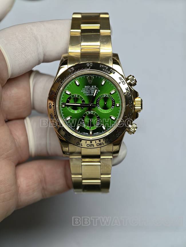 迪通拿真金真钻定制劳力士最优复刻手表黄金绿盘正面实拍图