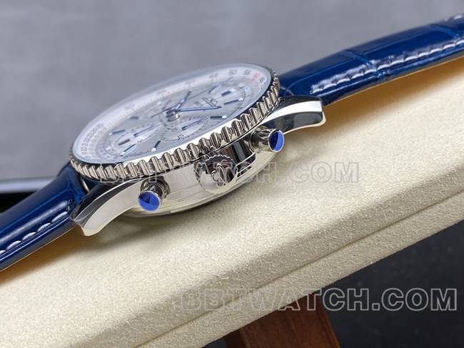 最优复刻手表BLS厂航空计时百年灵银白盘蓝色皮带款侧面实拍图