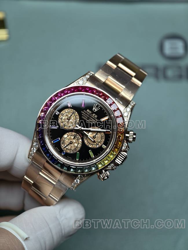 超级克隆手表劳力士黑盘迪通拿真金真钻定制彩虹钻圈玫瑰金正面实拍图