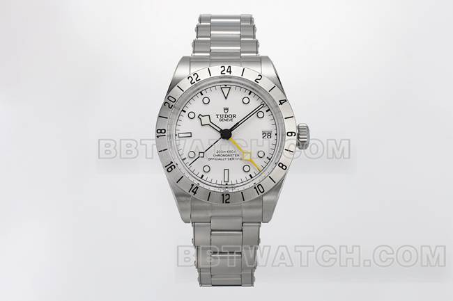 最优复刻手表碧湾ZF厂帝舵白盘79470正面实拍图