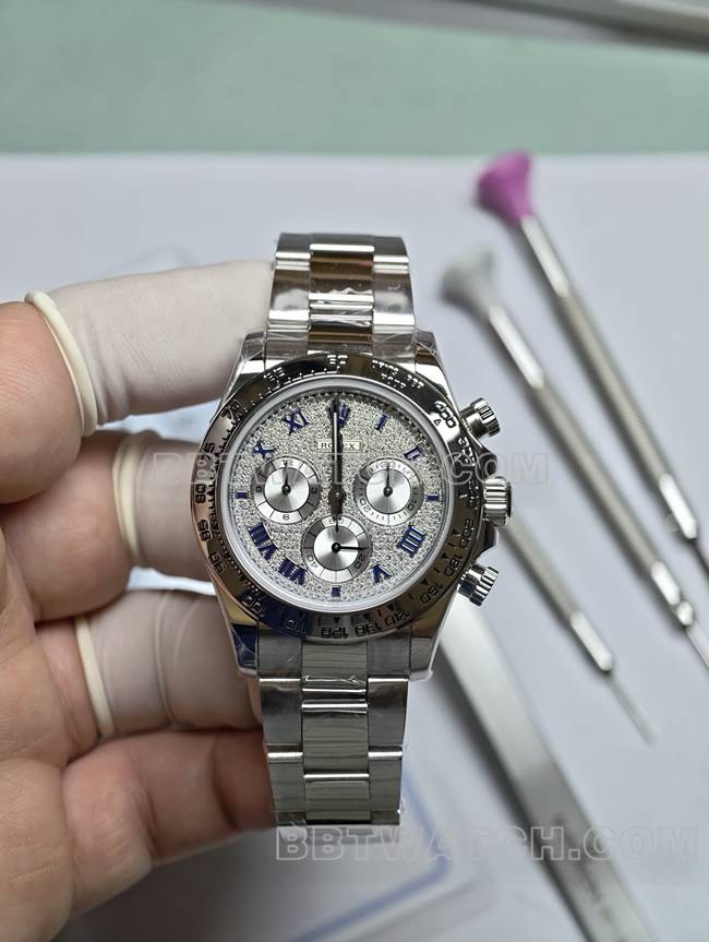 最佳复刻手表劳力士钻盘迪通拿真金真钻定制白金正面实拍图