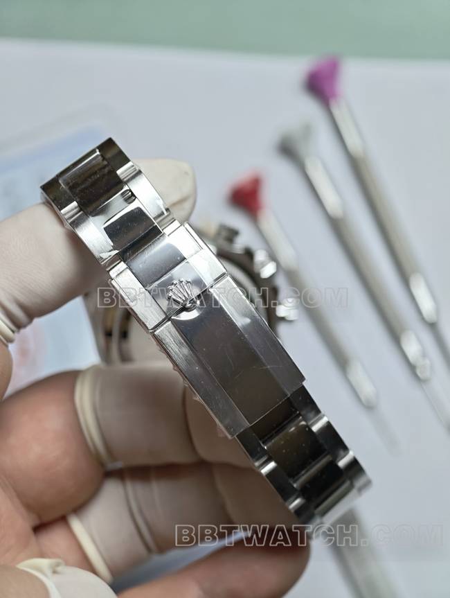 最佳复刻手表劳力士钻盘迪通拿真金真钻定制白金表带实拍图