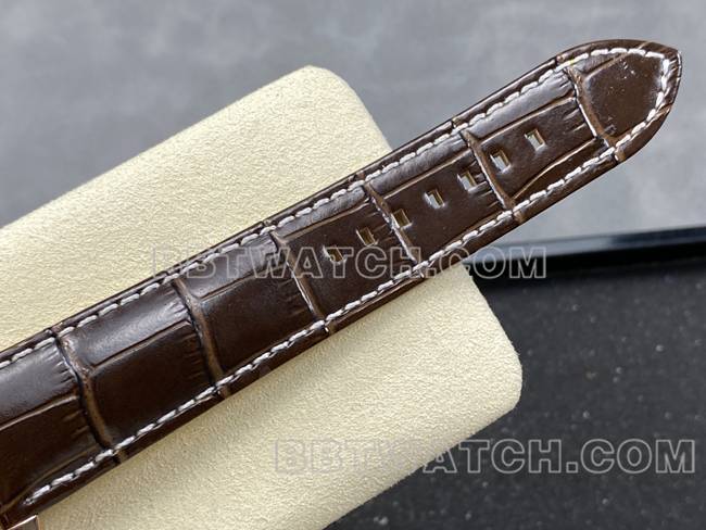 最优复刻手表航空计时BLS厂百年灵玫瑰金白盘皮带款表带实拍图