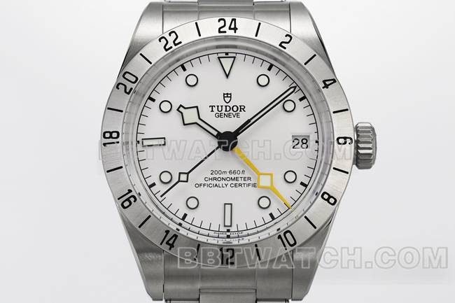 最优复刻手表碧湾ZF厂帝舵白盘79470正面实拍图