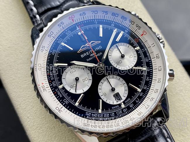 最佳复刻手表BLS厂航空计时百年灵黑白盘黑色皮带款正面实拍图