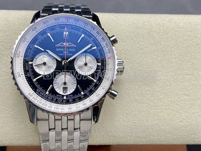 顶级复刻手表百年灵BLS厂航空计时黑盘钢带款正面实拍图