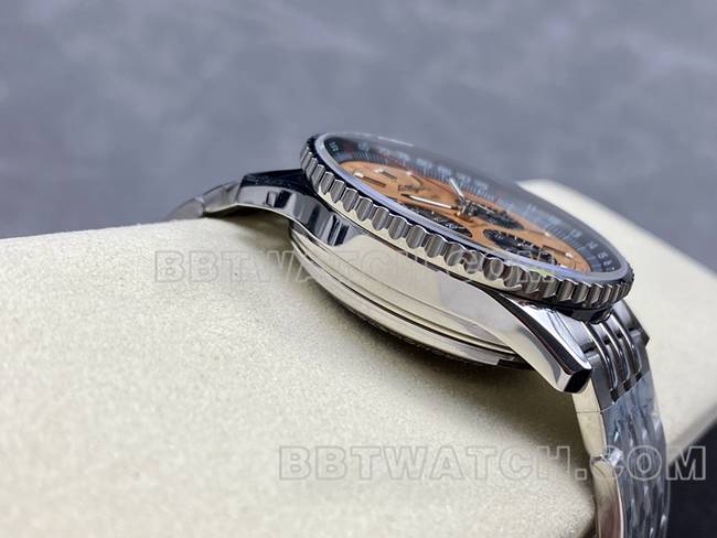 超级克隆手表百年灵BLS厂航空计时铜盘钢带款侧面实拍图