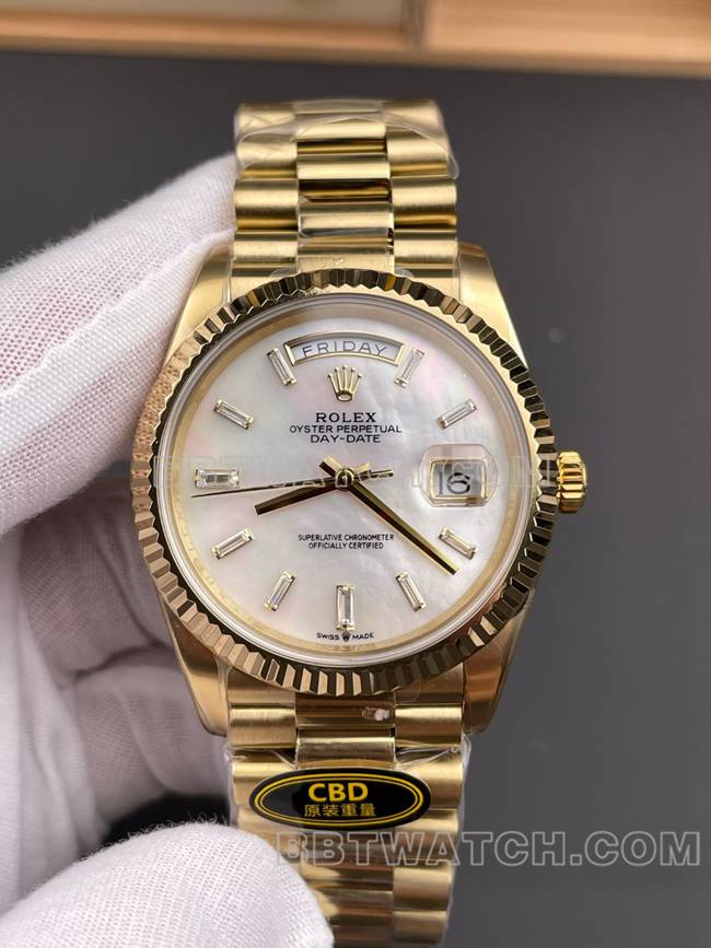 1:1复刻手表CBD厂星期日历劳力士3255机械贝母盘40mm正面实拍图