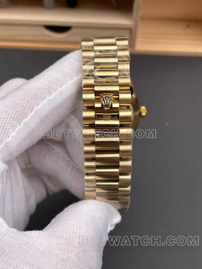 1:1复刻手表CBD厂星期日历劳力士3255机械贝母盘40mm表带实拍图