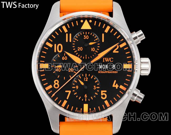 1:1复刻手表飞行员TWS厂万国黑盘橙色橡胶款正面实拍图