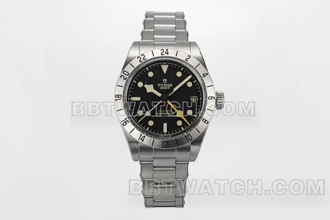 1:1复刻手表碧湾ZF厂帝舵黑盘79470正面实拍图