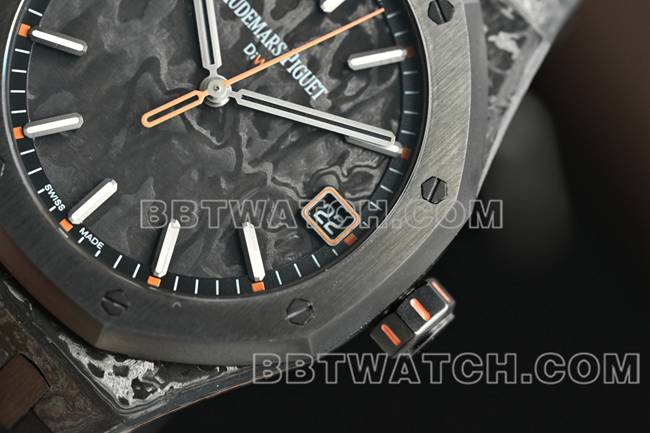 最佳复刻手表皇家橡树DiW厂爱彼碳纤维橙针15500正面实拍图