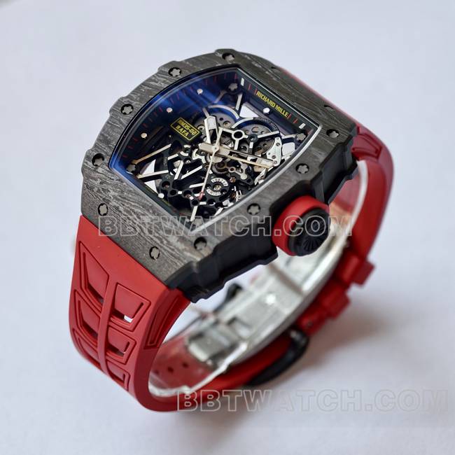 顶级复刻手表RM35-02 UMI厂理查德米勒黑壳红带正面实拍图