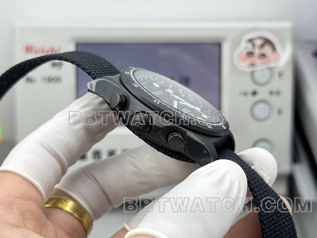 顶级复刻手表领潜型V+厂帝舵白色7750机械侧面实拍图