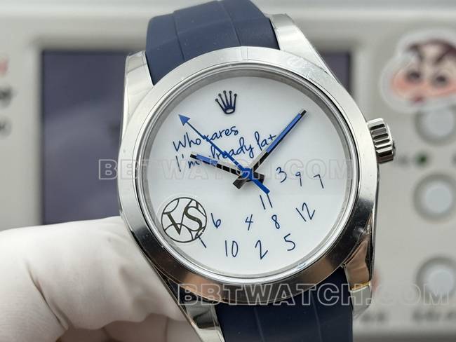 1:1复刻手表格磁型VS厂劳力士白盘橡胶款正面实拍图