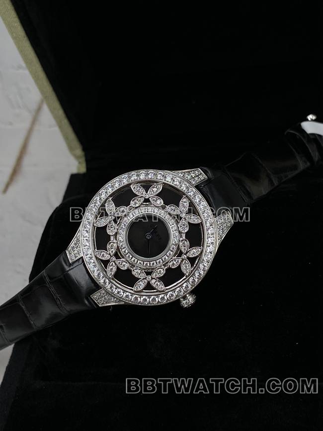 超级克隆手表格拉芙VCA厂蓝宝石钻石33mm石英机芯正面实拍图