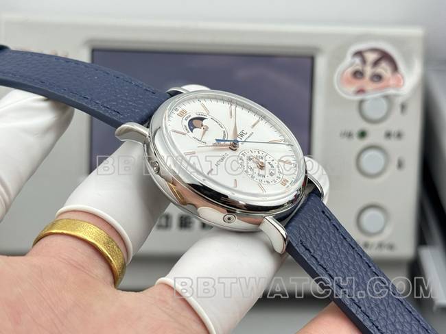 1:1 replica watches Portofino GR factory Universal white disk blue belt models side actual photo