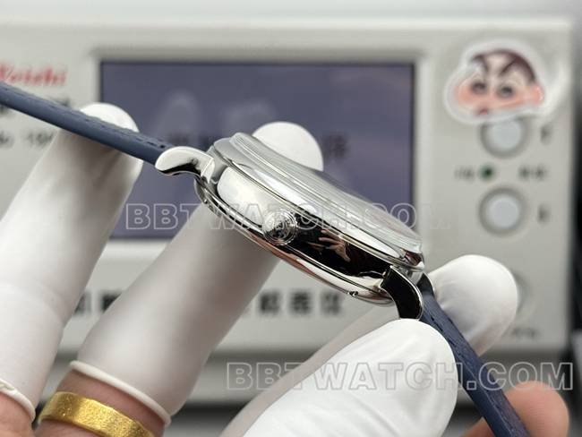 1:1 replica watches Portofino GR factory Universal white disk blue belt models side actual photo