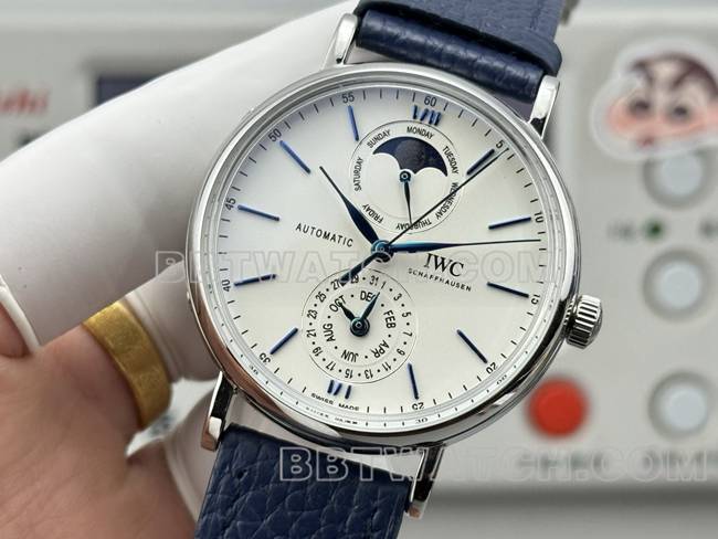 超级克隆手表柏涛菲诺GR厂万国白盘蓝针蓝色皮带款正面实拍图